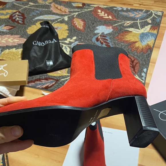 Midnight Velvet Red Suede Pointed Chelsea Ankle Boots - Picture 3 of 4